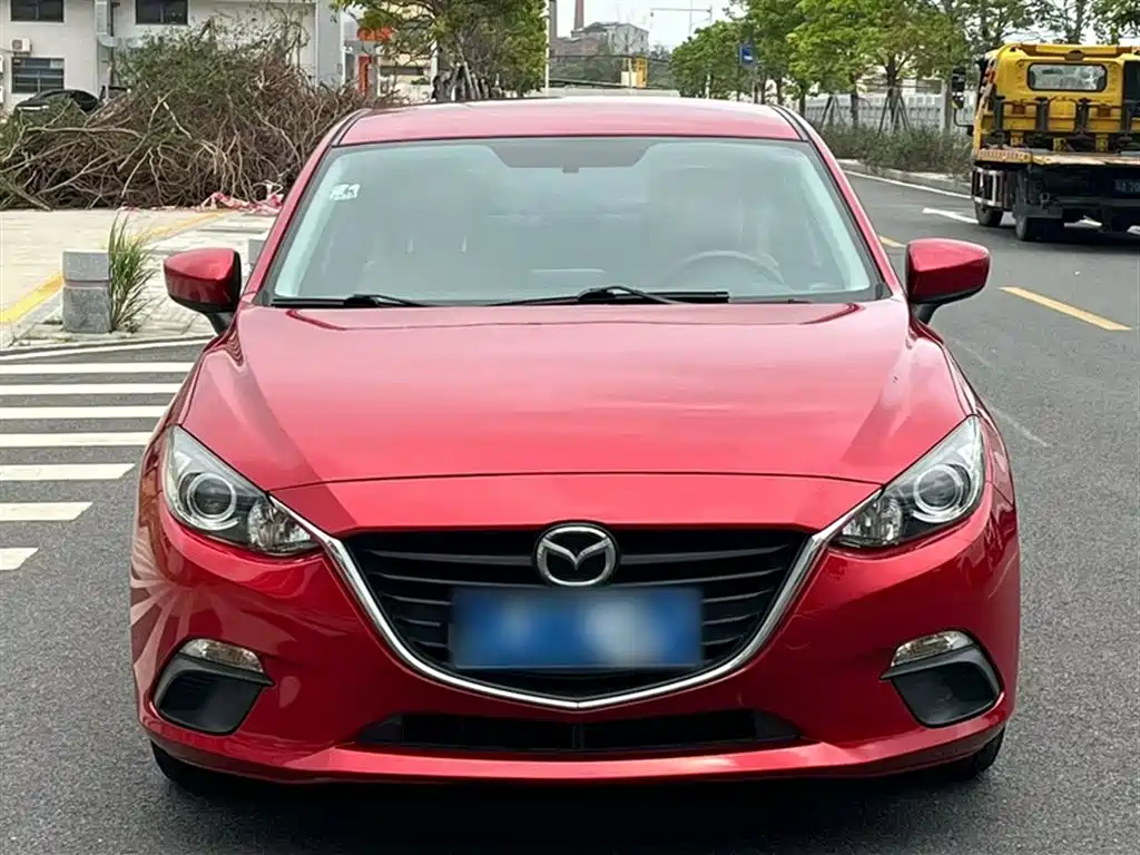 Mazda 3 Axela 2014 — фото 3