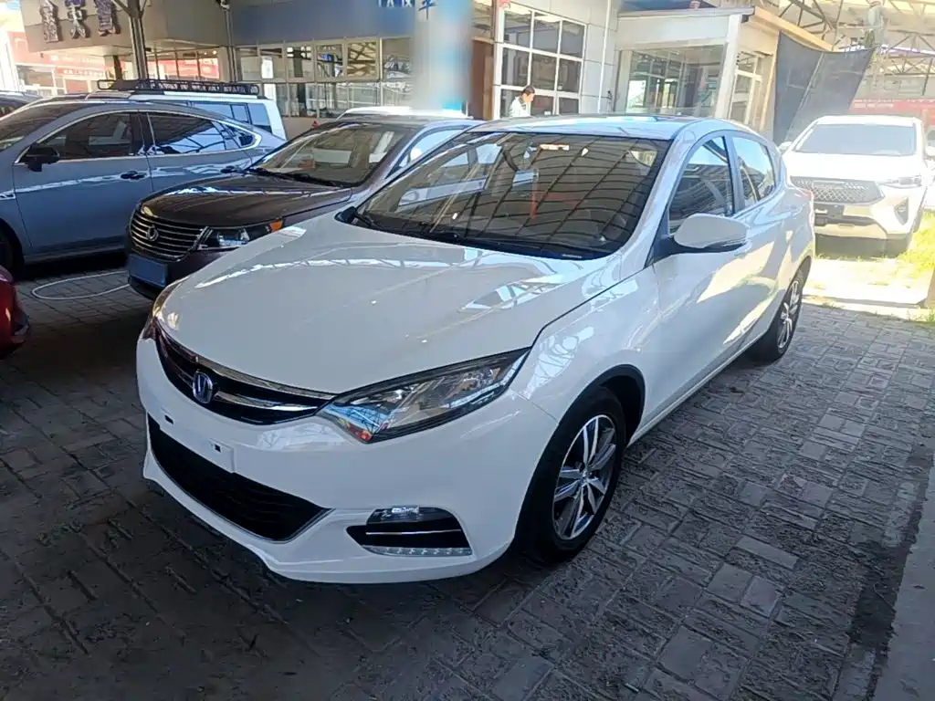 Changan Eado XT 2016 — фото 2