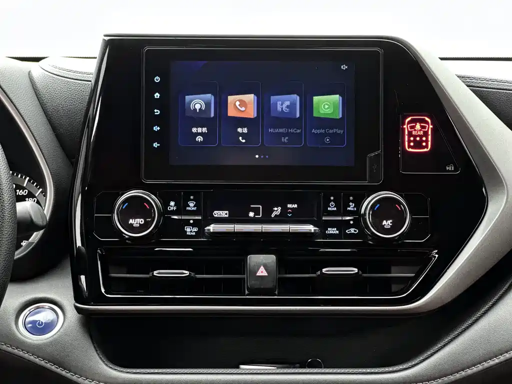 Toyota Crown Kluger 2022 — фото 16