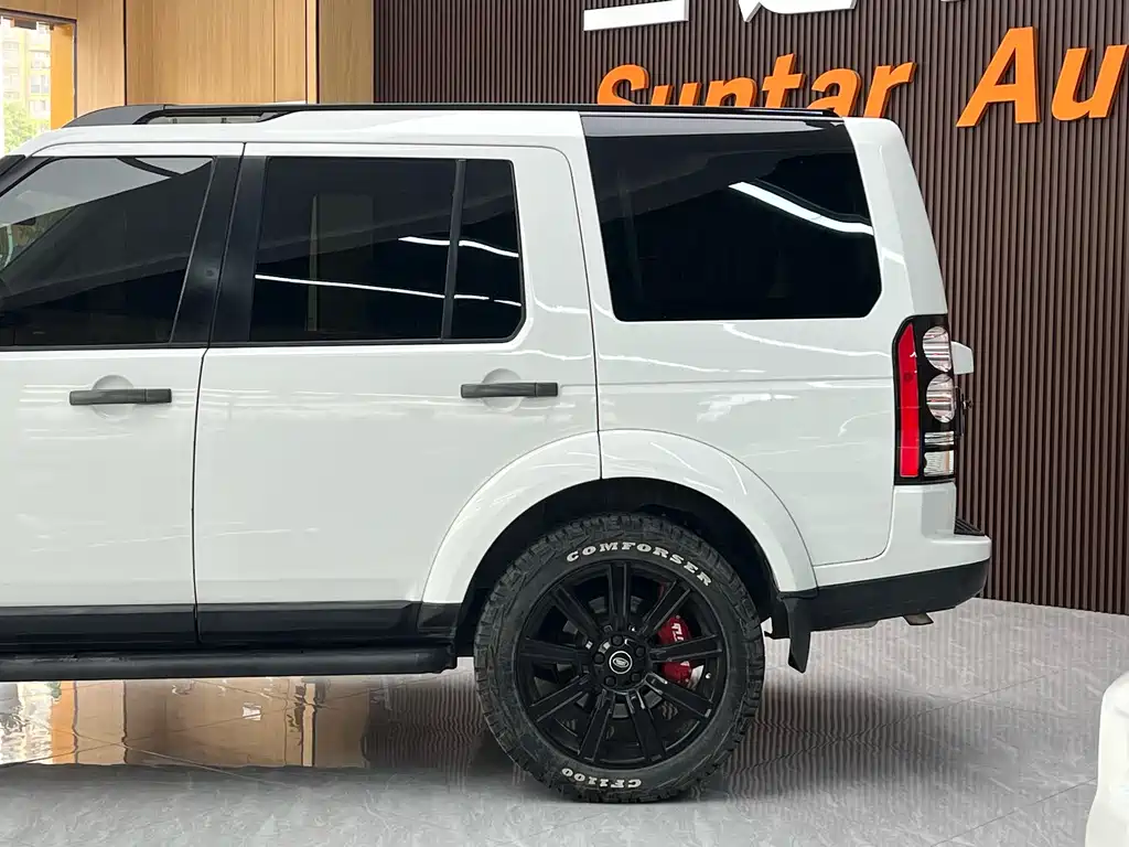 Land Rover Discovery 2013 — фото 12