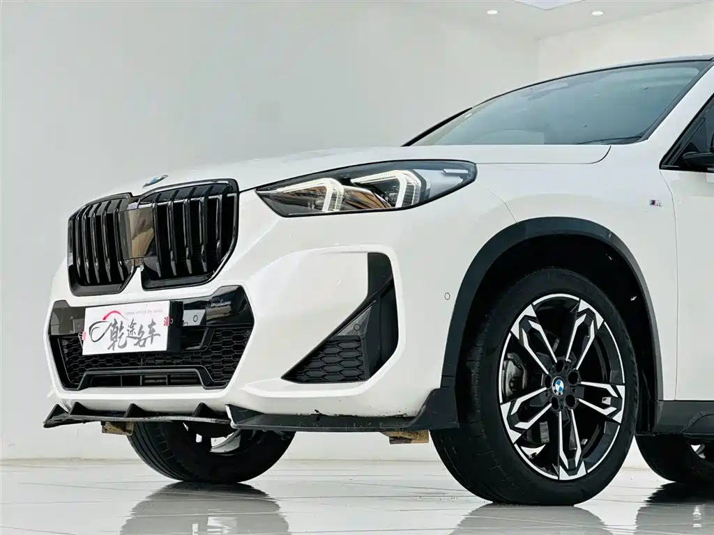 BMW X1 2023 — фото 8