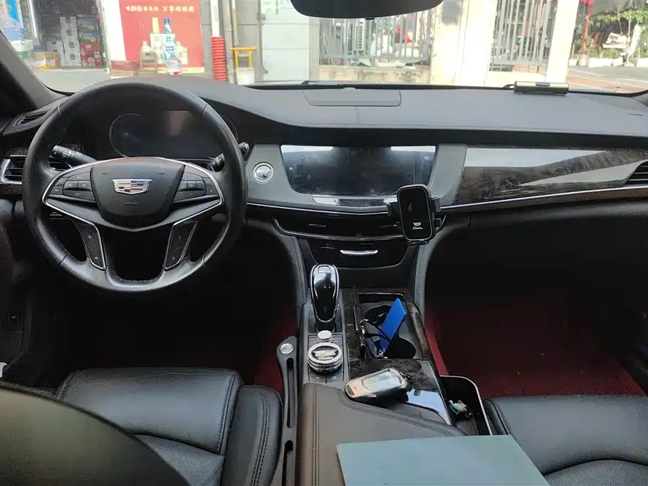 Cadillac CT6 2022 — фото 12