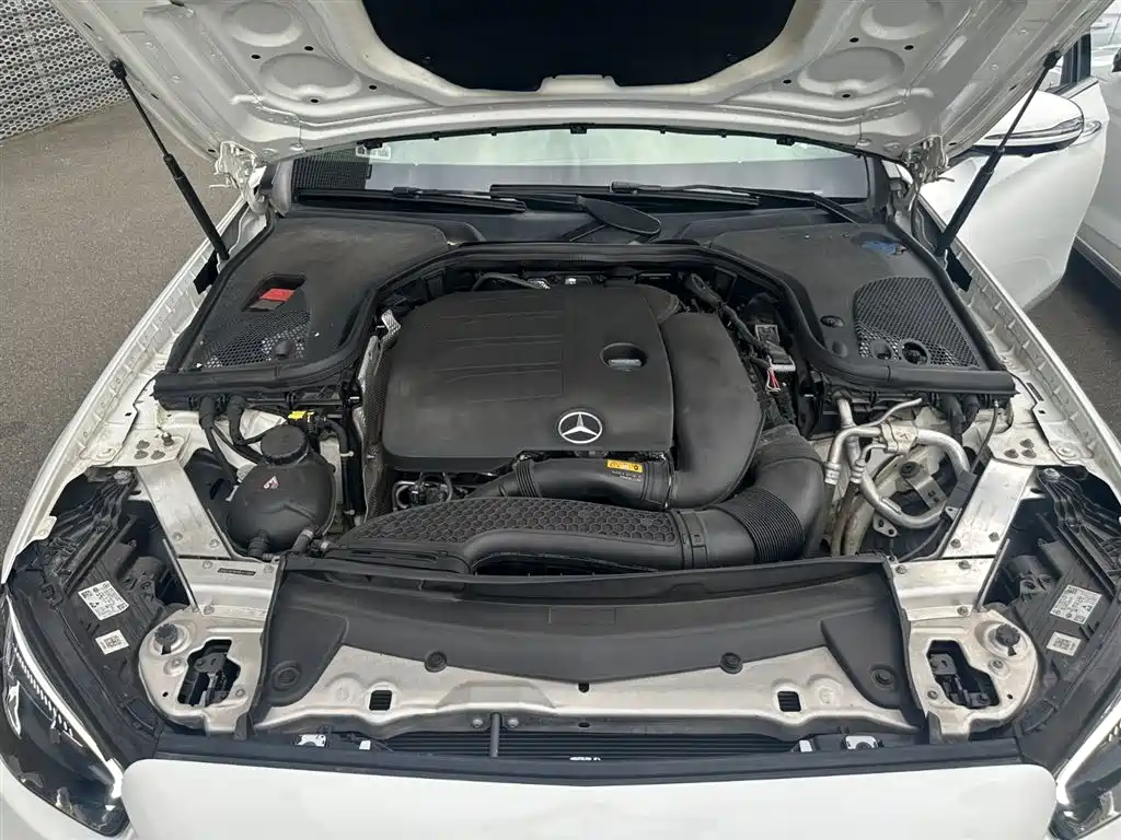 Mercedes-Benz E-Class 2020 — фото 16