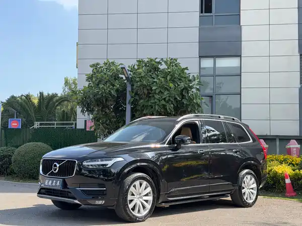 Volvo XC90 2015