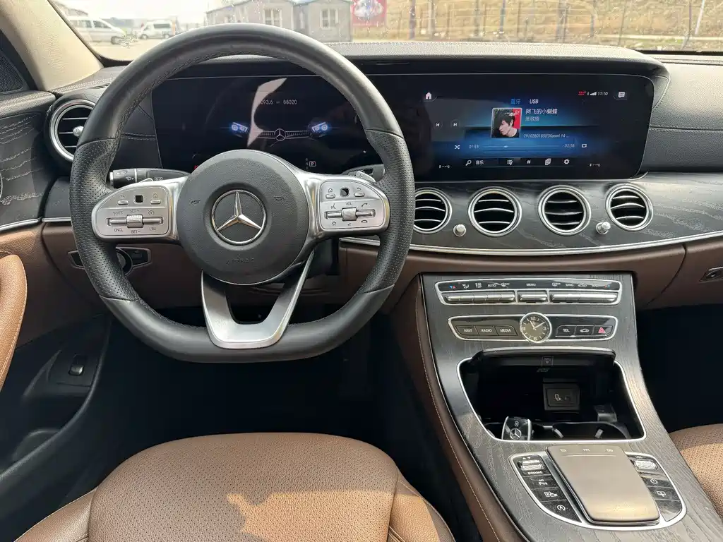 Mercedes-Benz E-Class 2019 — фото 8