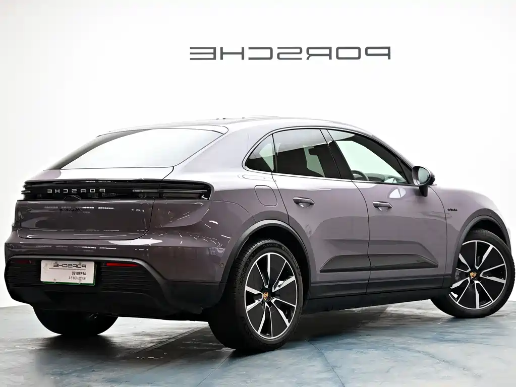 Porsche Macan EV 2025 — фото 4