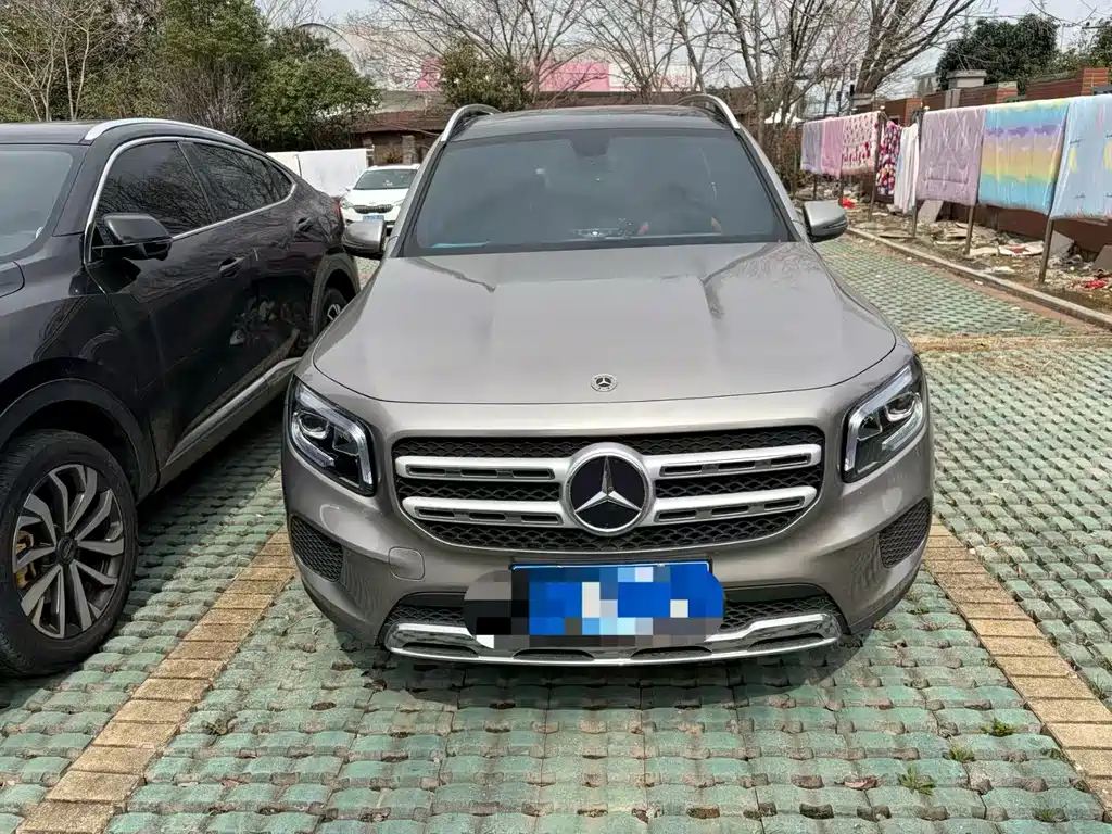 Mercedes-Benz GLB 2023 — фото 2