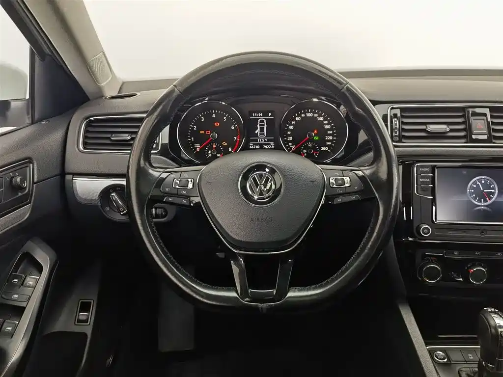 Volkswagen Sagitar 2019 — фото 11