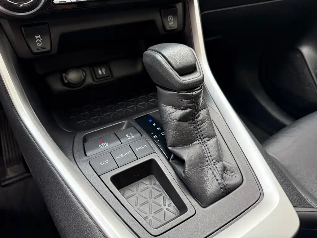 Toyota Wildlander 2021 — фото 14