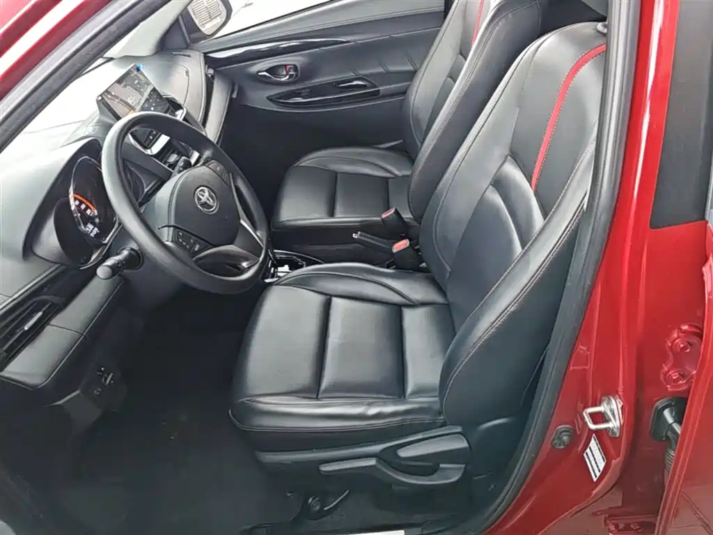Toyota Yaris L 2019 — фото 15