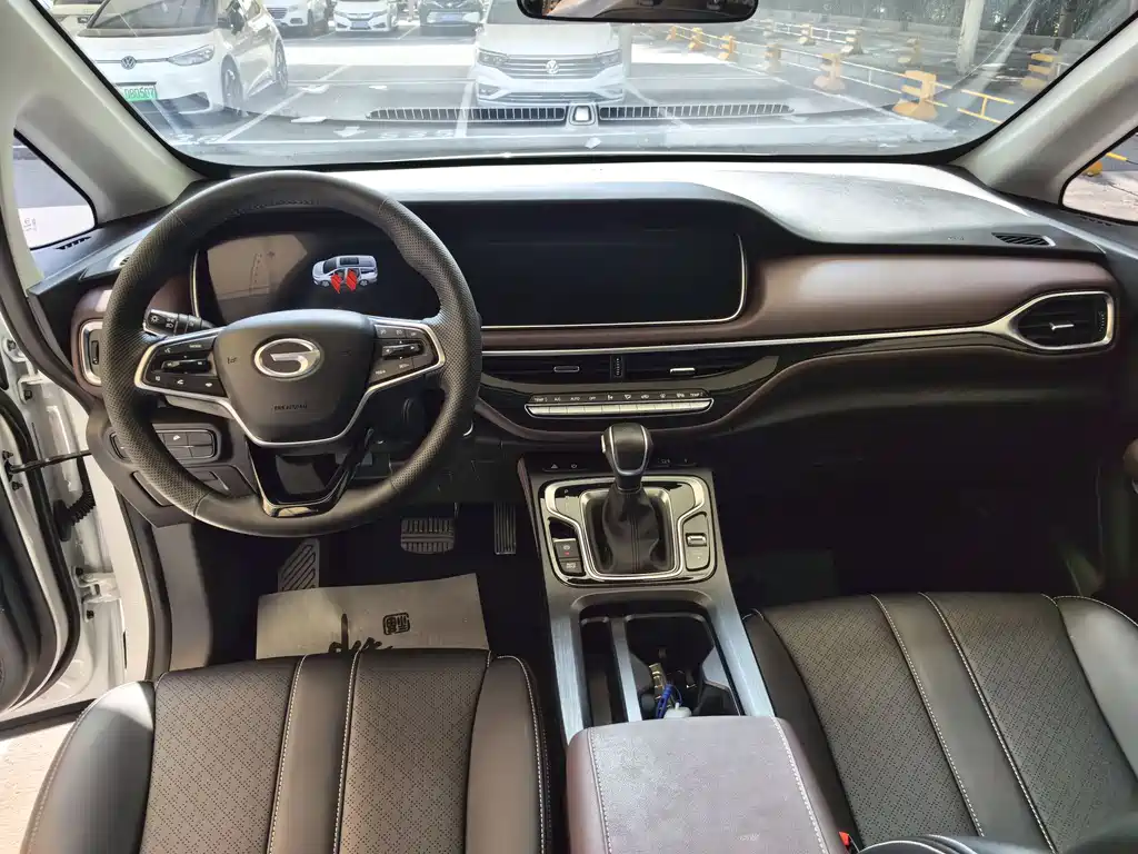 GAC Motor Trumpchi M6 2022 — фото 11