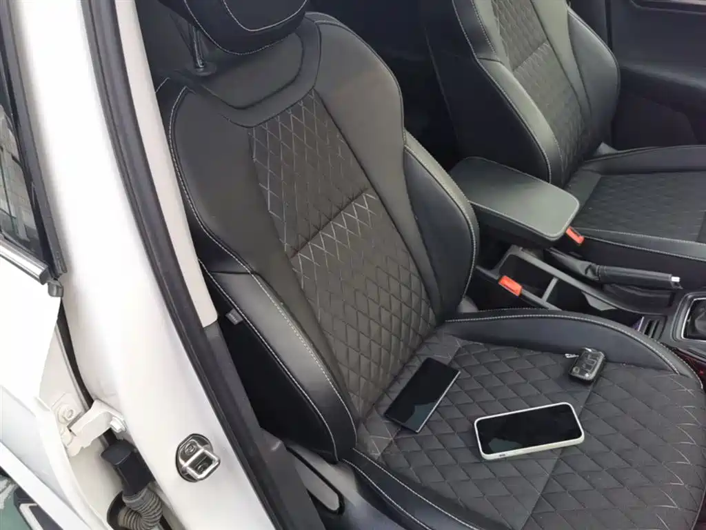 Skoda Karoq 2018 — фото 25