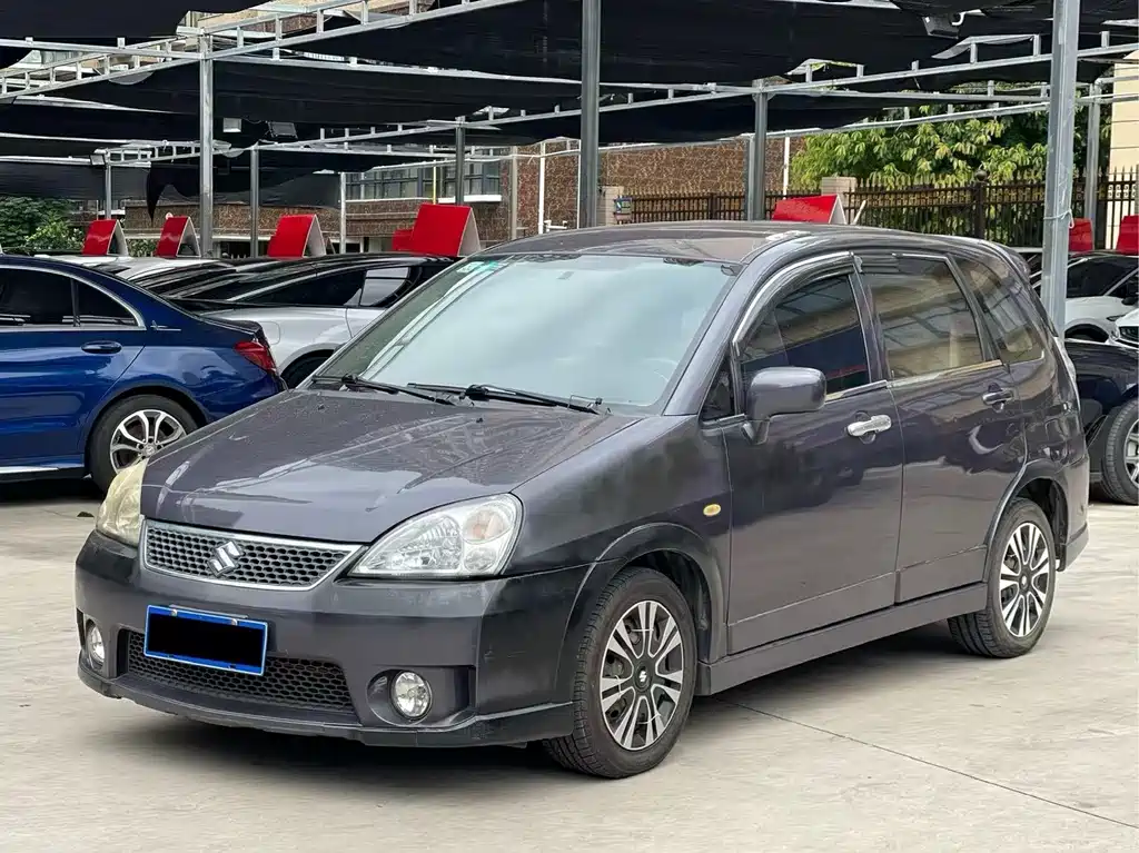 Suzuki Liana 2013