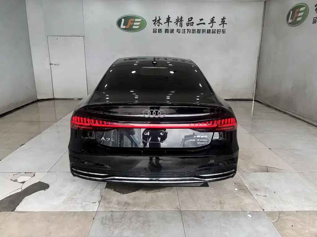 Audi A7L 2024 — фото 6