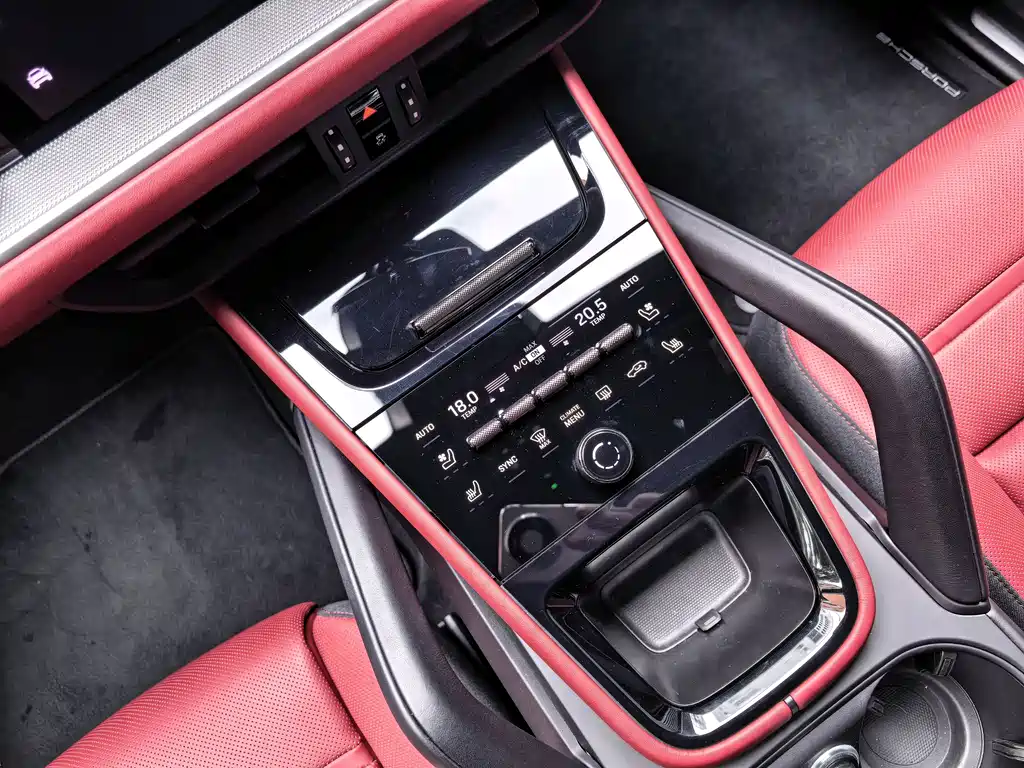Porsche Cayenne 2025 — фото 15