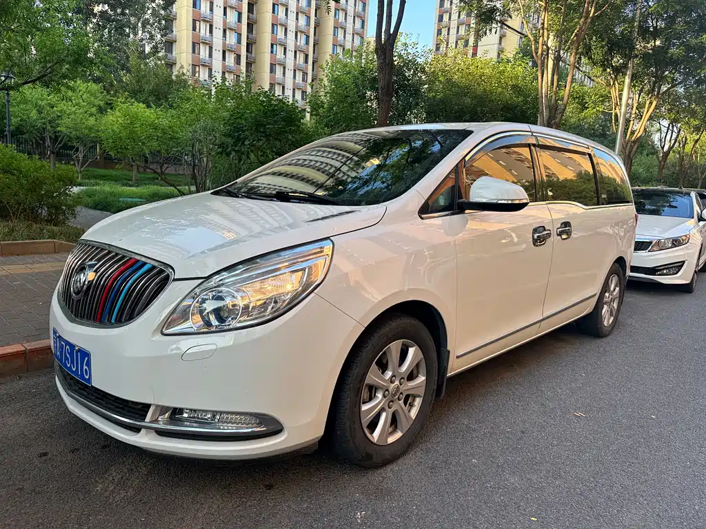 Buick GL8 2015