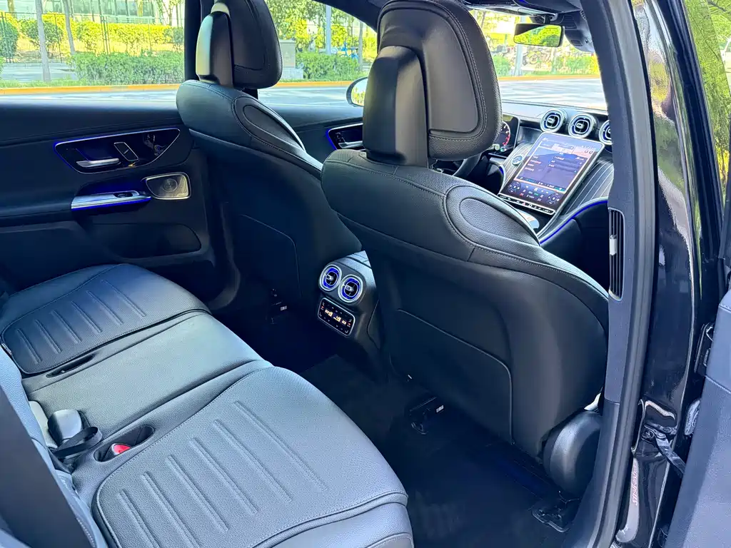 Mercedes-Benz GLC 2023 — фото 26