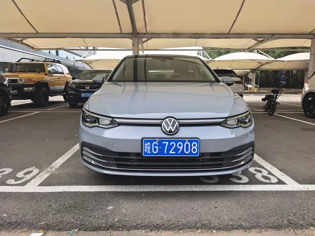 Volkswagen Golf 2022