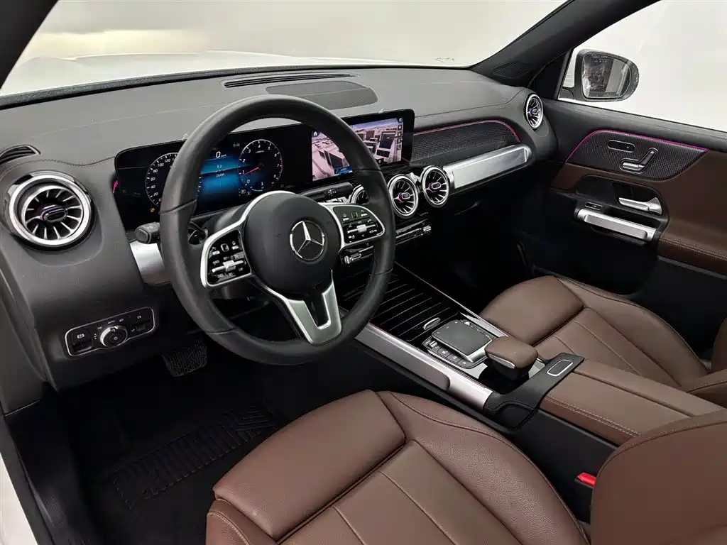 Mercedes-Benz GLB 2021 — фото 16