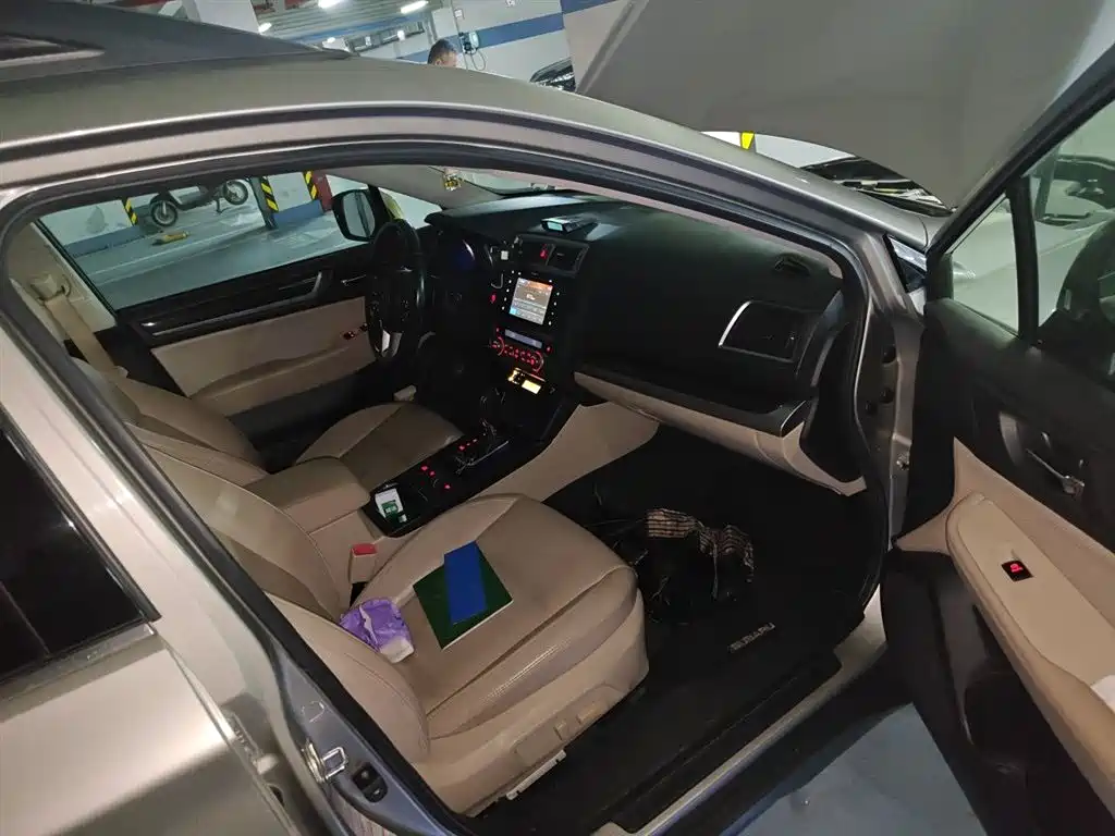 Subaru Outback 2015 — фото 20
