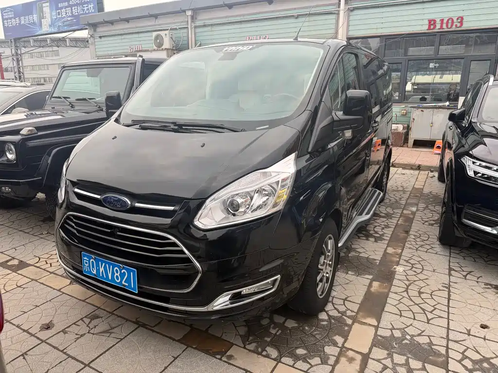 Ford Tourneo 2018 — фото 2