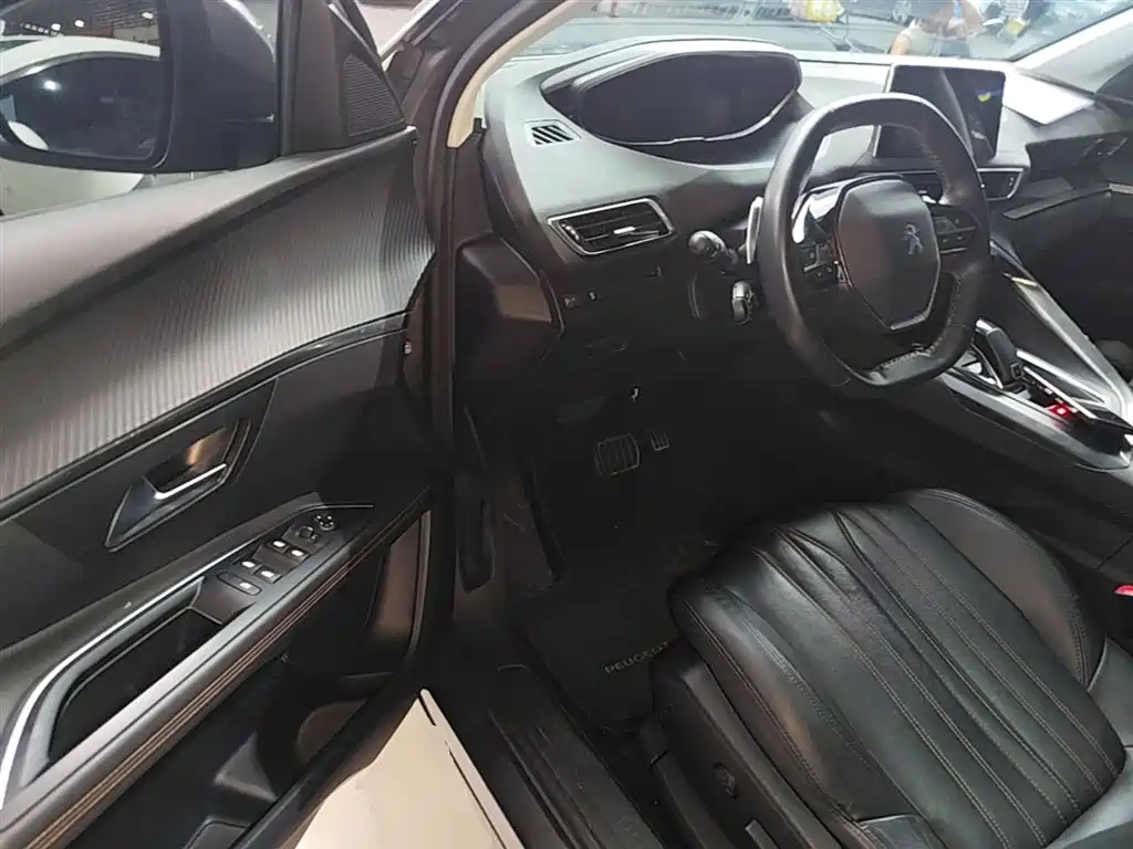 Peugeot 4008 2018 — фото 16