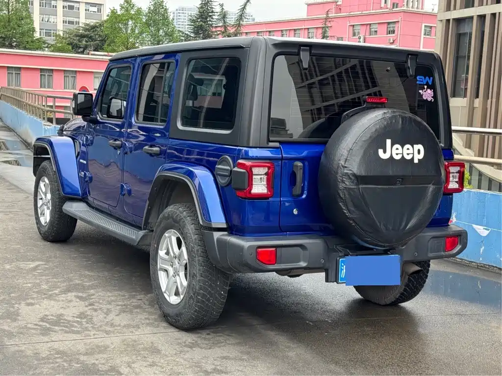 Jeep Wrangler 2019 — фото 20