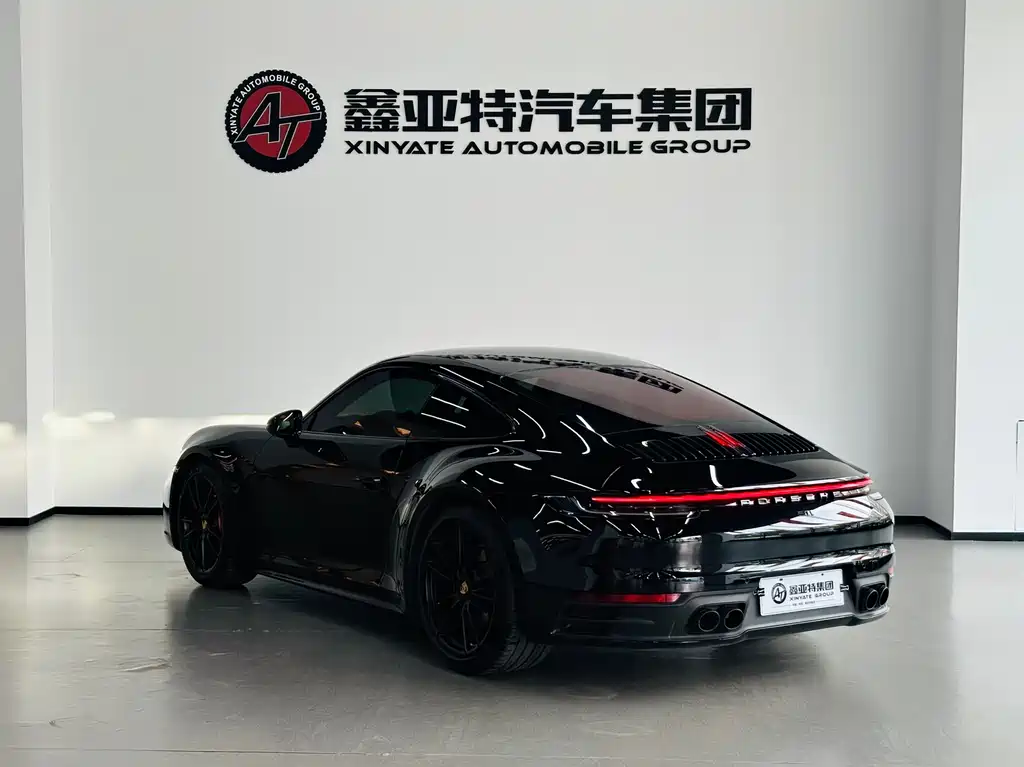 Porsche 911 2022