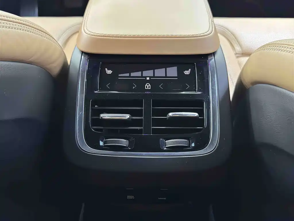 Volvo V90 2017 — фото 11