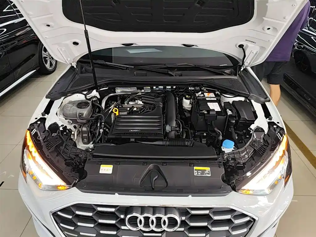 Audi A3 2023 — фото 20