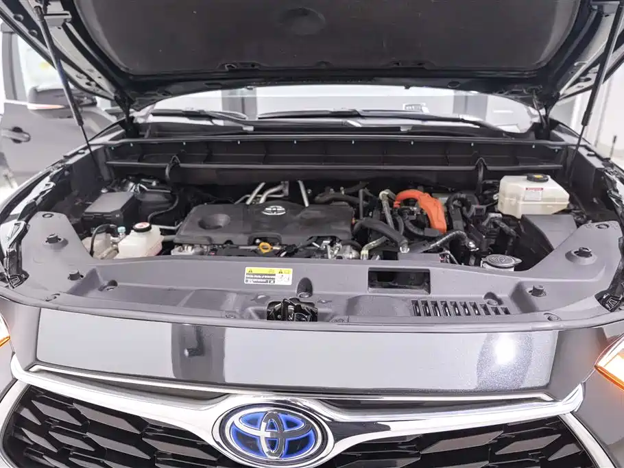 Toyota Highlander 2021 — фото 12