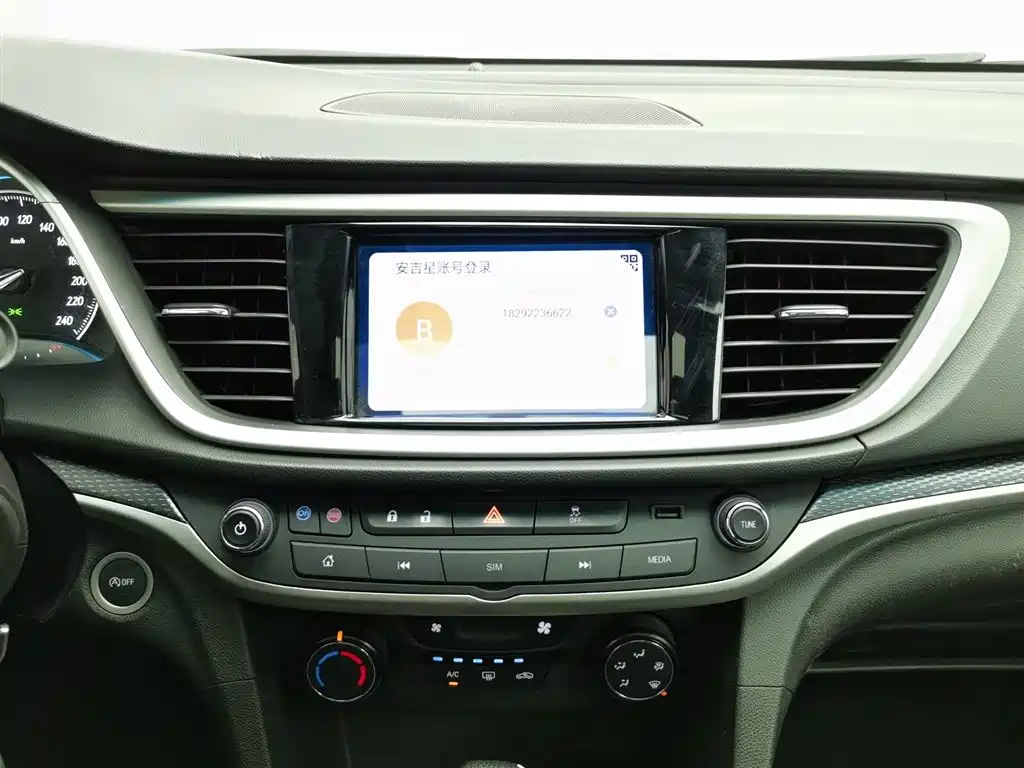 Buick Excelle 2021 — фото 12