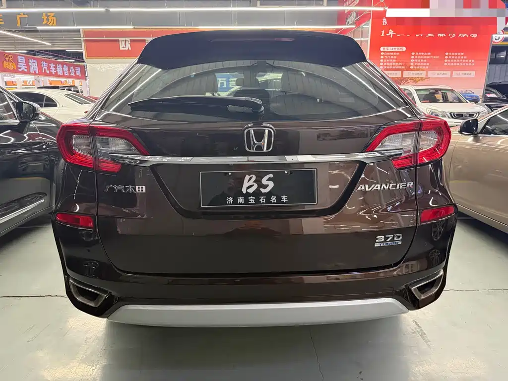 Honda Avancier 2017 — фото 18