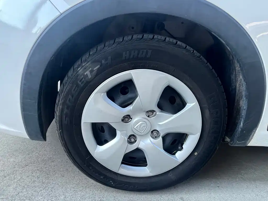 Baojun 310 2021