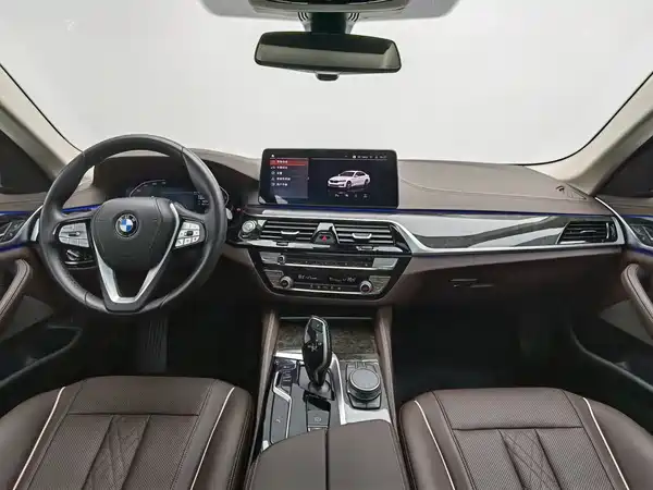 BMW 5 Series 2022