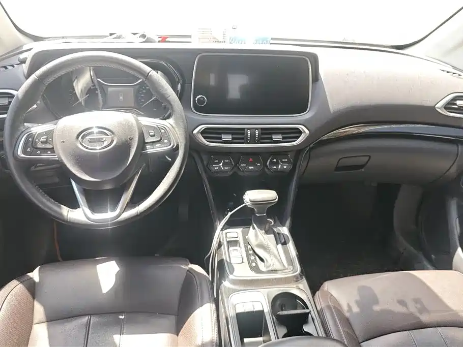 GAC Motor Trumpchi GS4 2018 — фото 12