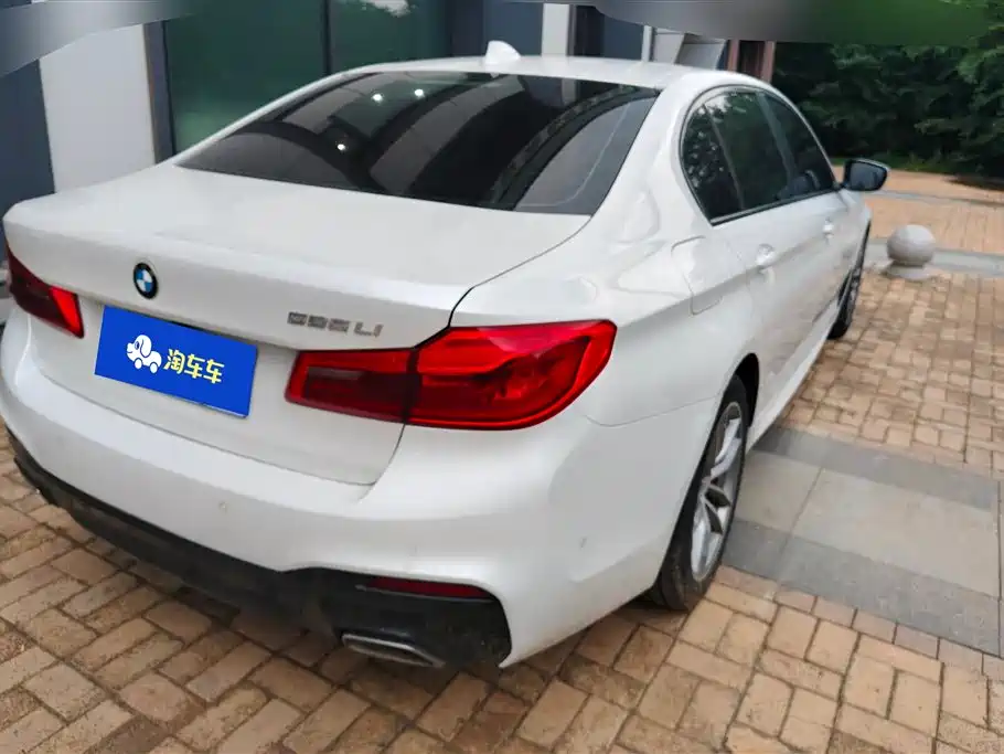 BMW 5 Series 2019