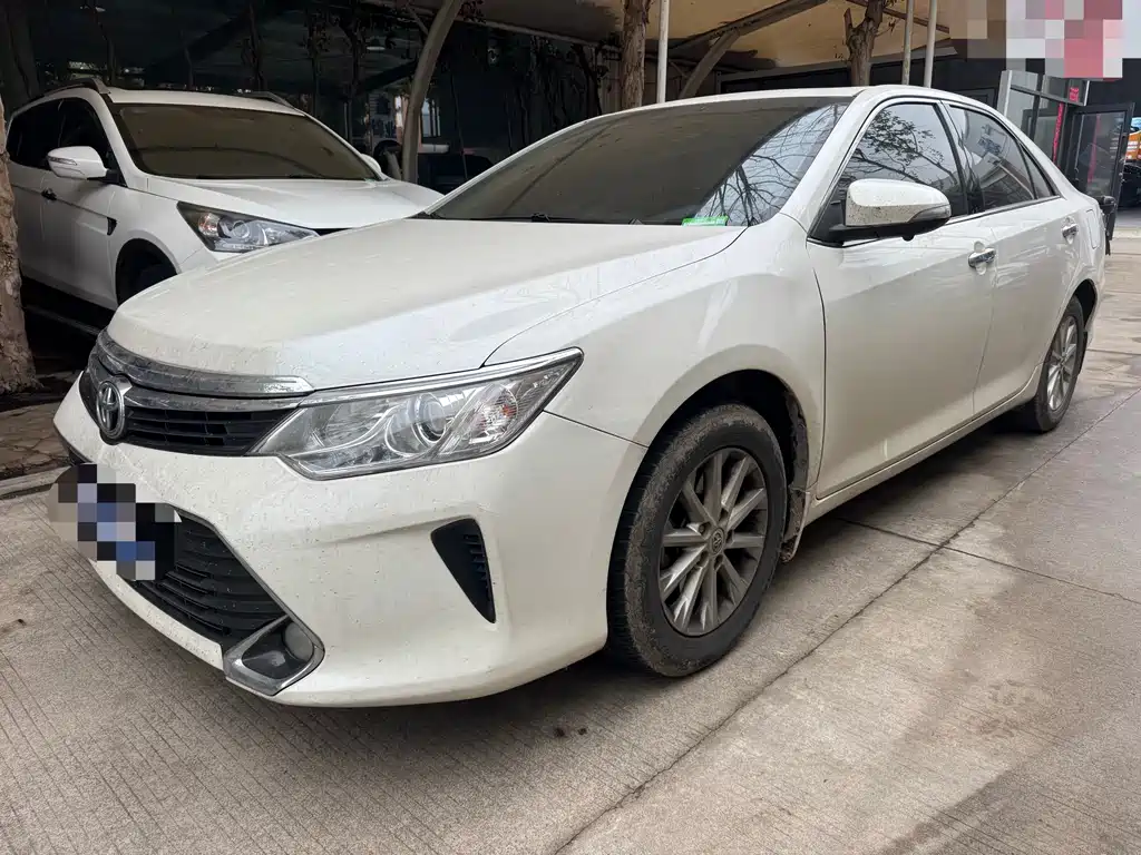 Toyota Camry 2017