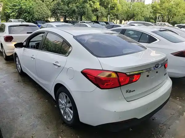 Kia K3 2015