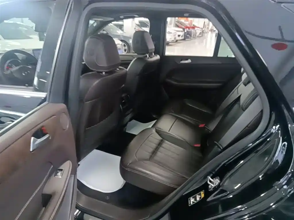 Mercedes-Benz GLE 2018 — фото 17