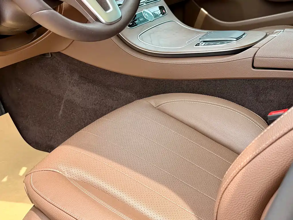 Mercedes-Benz E-Class 2020 — фото 8
