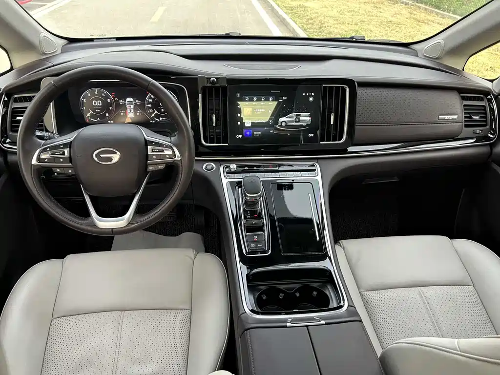 GAC Motor Trumpchi M8 2021 — фото 4
