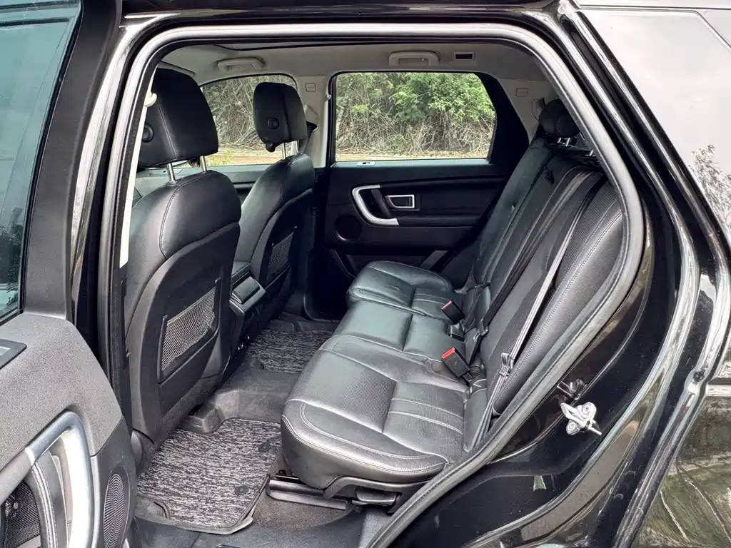 Land Rover Discovery Sport 2017 — фото 8
