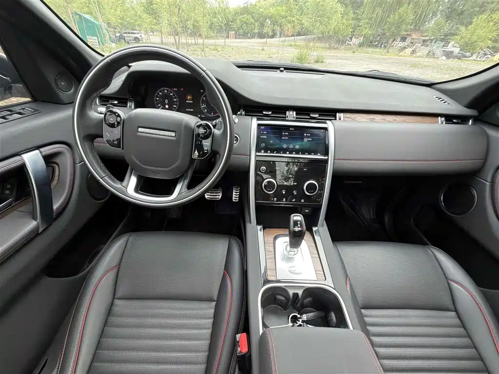 Land Rover Discovery Sport 2021 — фото 9