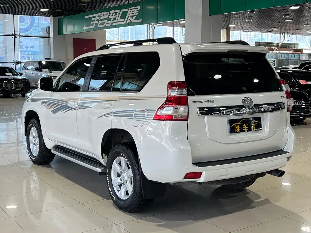 Toyota Prado 2016 — фото 6