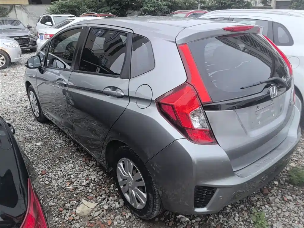 Honda Fit 2015 — фото 5
