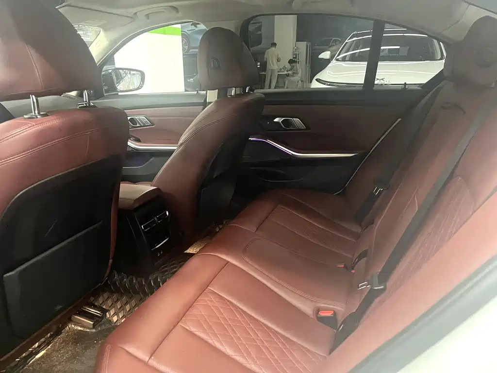 BMW 3 Series 2021