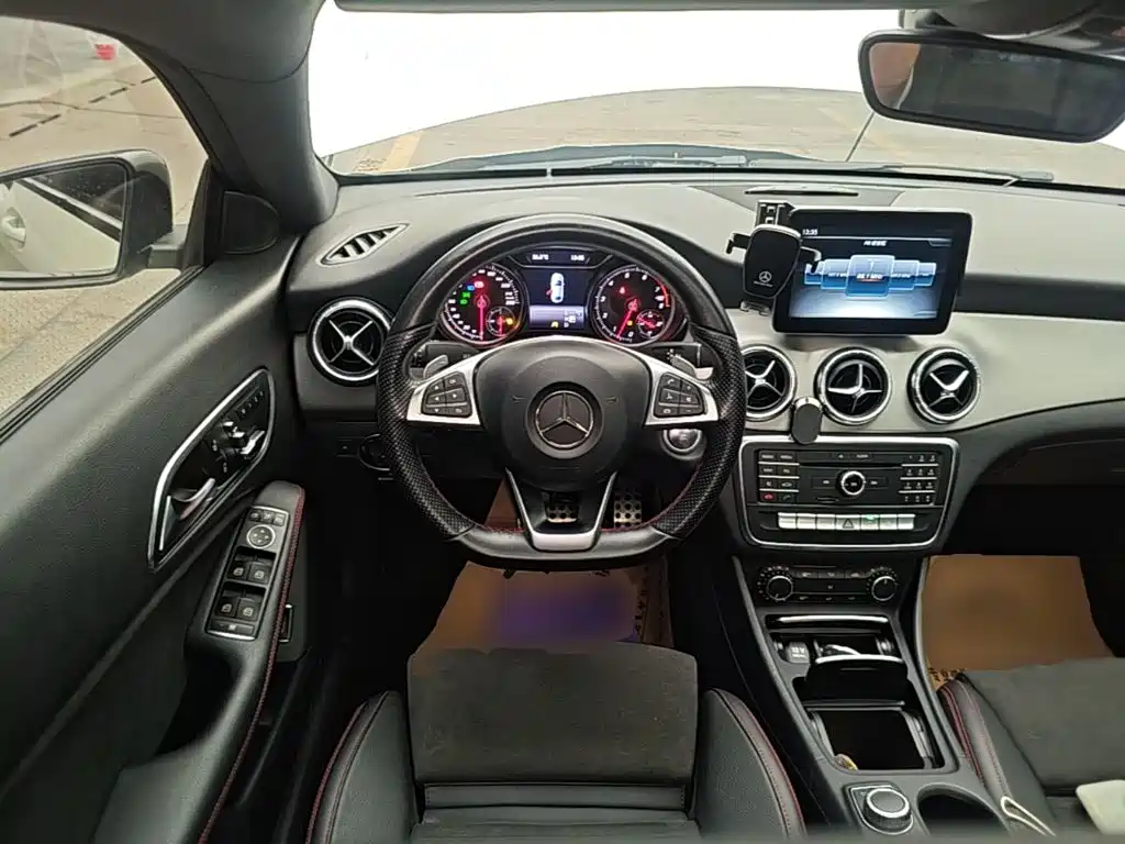 Mercedes-Benz CLA 2018 — фото 11
