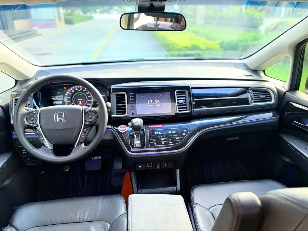 Honda Elysion 2019 — фото 10