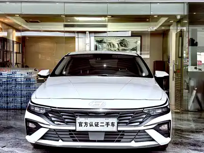Hyundai Elantra 2024